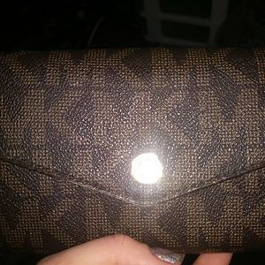 Michael kors wallet